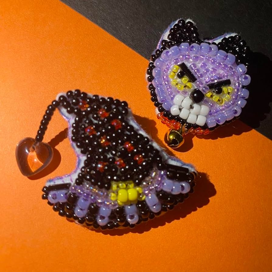 [専用　こり様]チャーム 刺繍 フェルト ストラップ ハロウィン ハンドメイド 専用 こり様]刺繍 チャーム ストラップ ハロウィン ハンドメイド